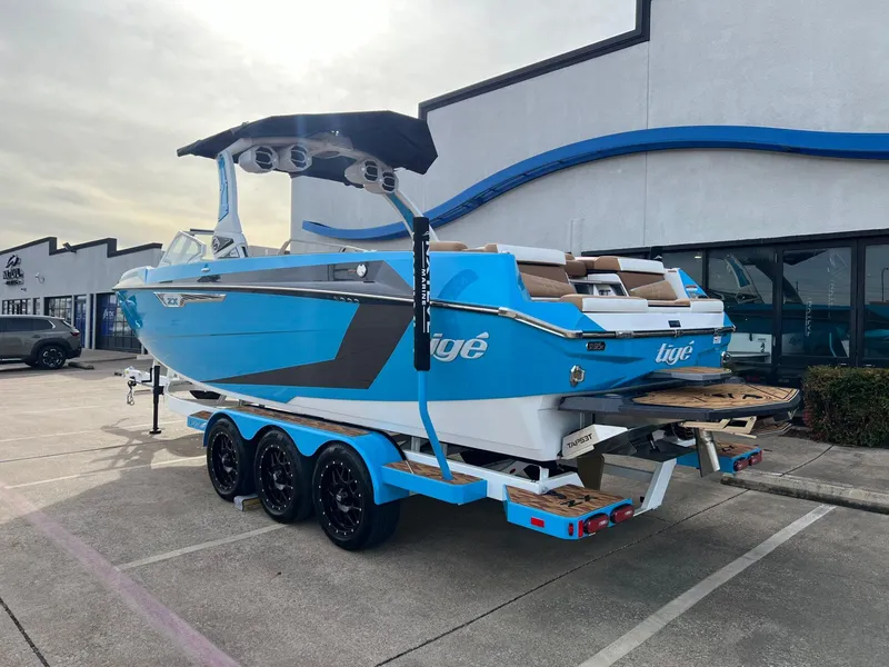 Slide: The Image of Tigé 25ZX Ultre' 2025 - 6