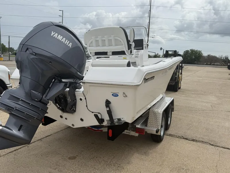 Slide: The Image of Tidewater 198 CC Adventure 2025 - 5