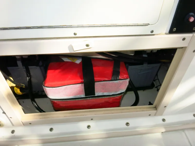 Slide: The Image of Mako 221 Center Console 1993 - 28