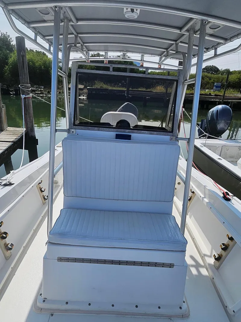 Slide: The Image of Mako 221 Center Console 1993 - 37