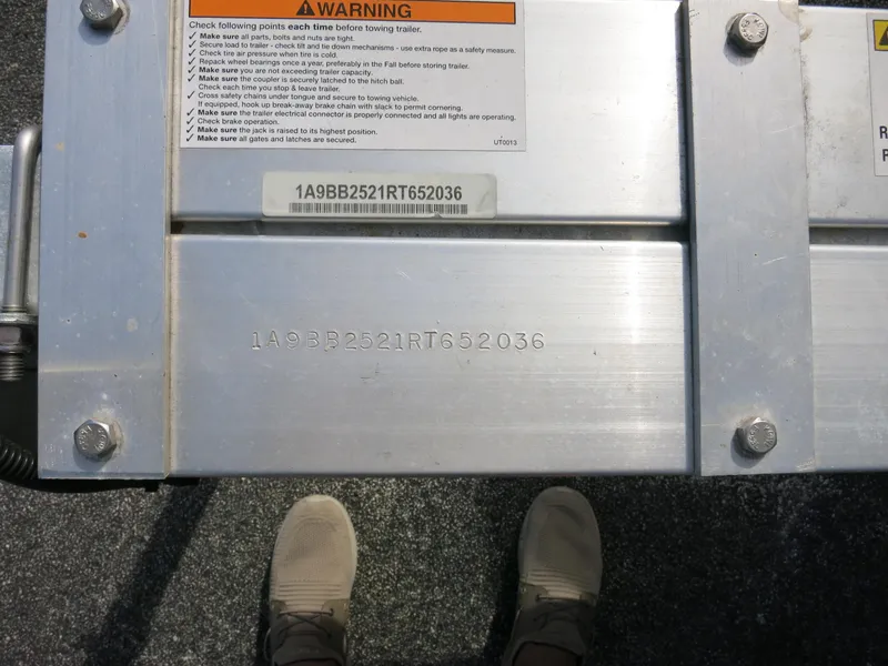 Slide: The Image of Mako 221 Center Console 1993 - 50