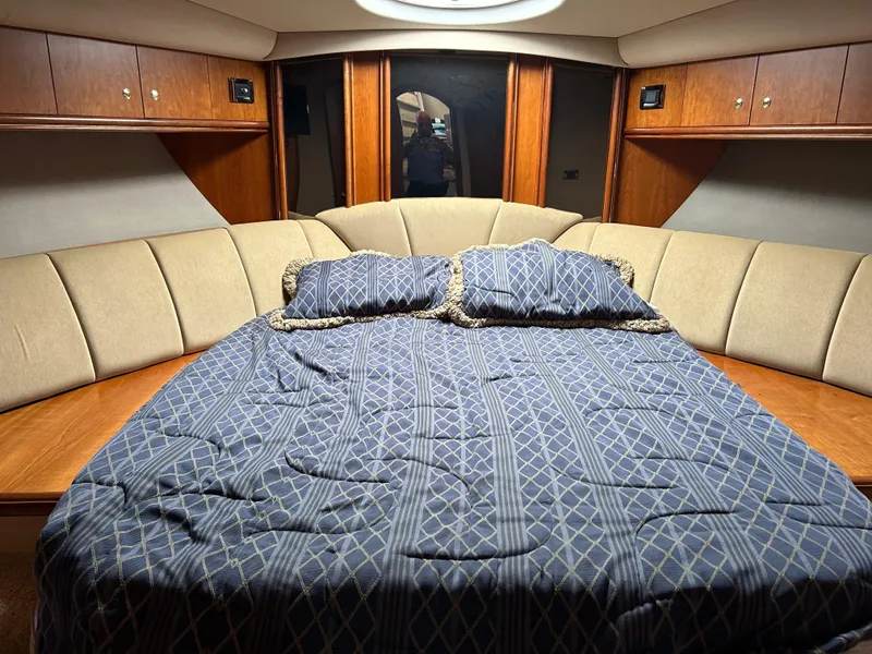 Slide: The Image of Luxurious bedroom interior of 2001 Cruisers Yachts 4450 Express Motoryacht. - 43
