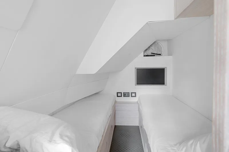 Slide: The Image of Astondoa 66 2022 - 50