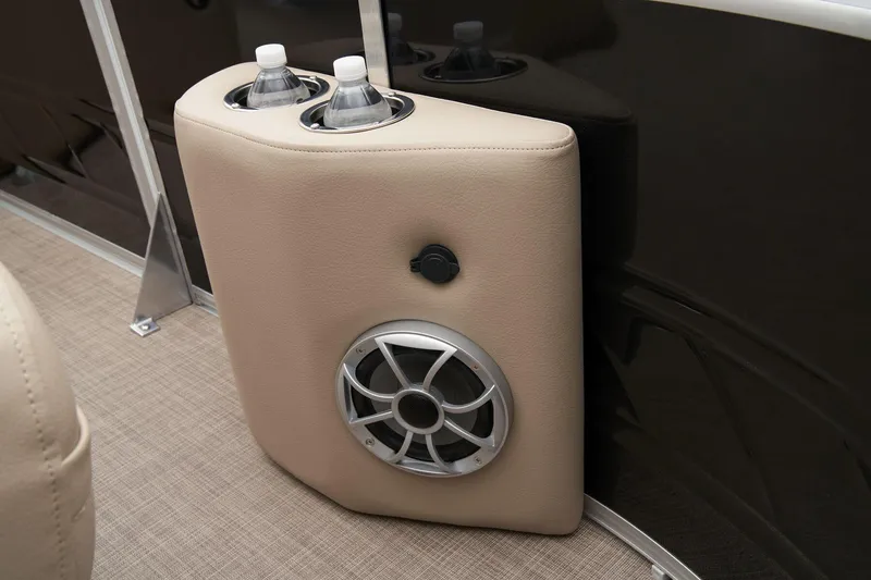 Slide: The Image of Manufacturer Provided Image: Sun Tracker SportFish 20 DLX - 19