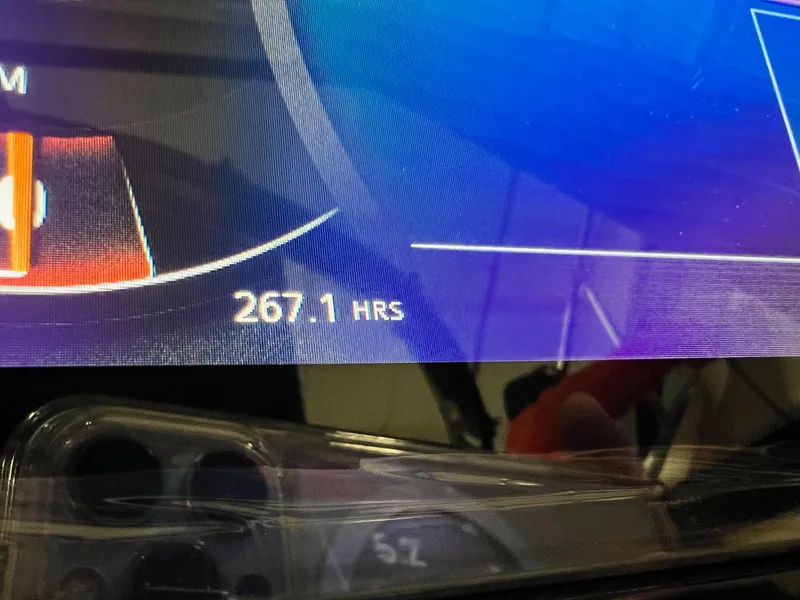 Slide: The Image of Close-up of a Sea Ray 280 SLX 2017 dashboard showing 267.1 hours. - 17