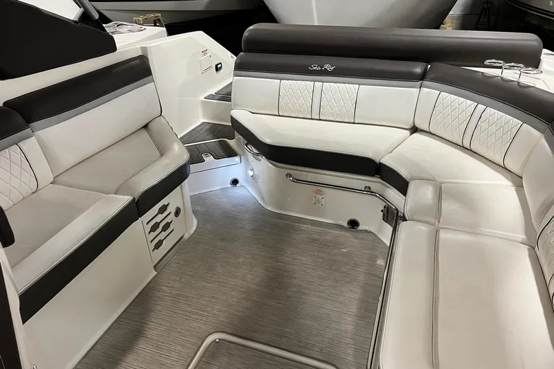 Slide: The Image of Interior of a 2017 Sea Ray 280 SLX boat with luxurious seating. - 9