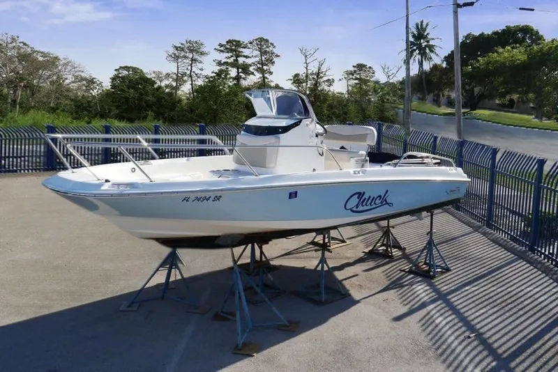 The Image of 2020 Boston Whaler - Exterior profile on rack - 0