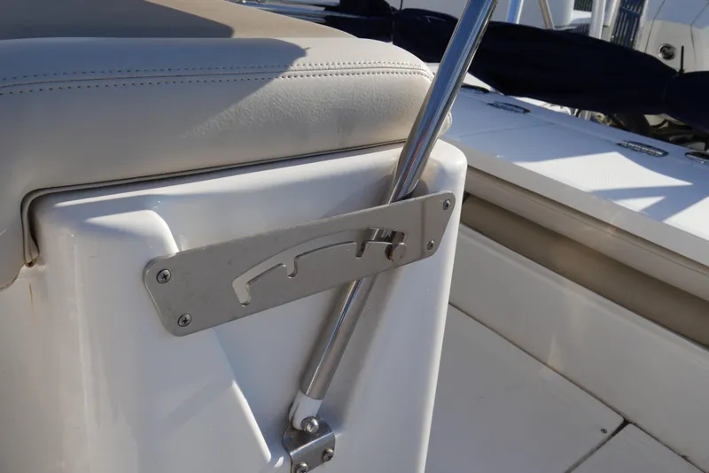 Slide: The Image of 2020 Boston Whaler - Helm seating - 17