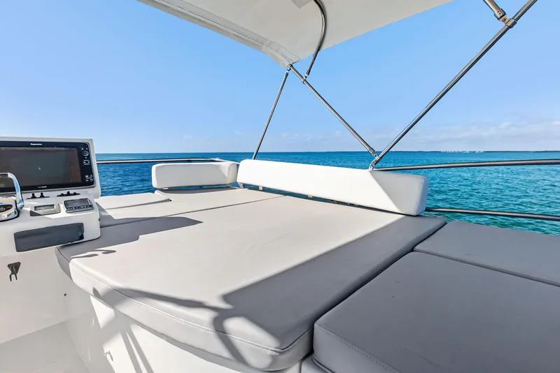 Slide: The Image of Azimut 45 Fly 2014 yacht flybridge with ocean view and navigation equipment. - 22