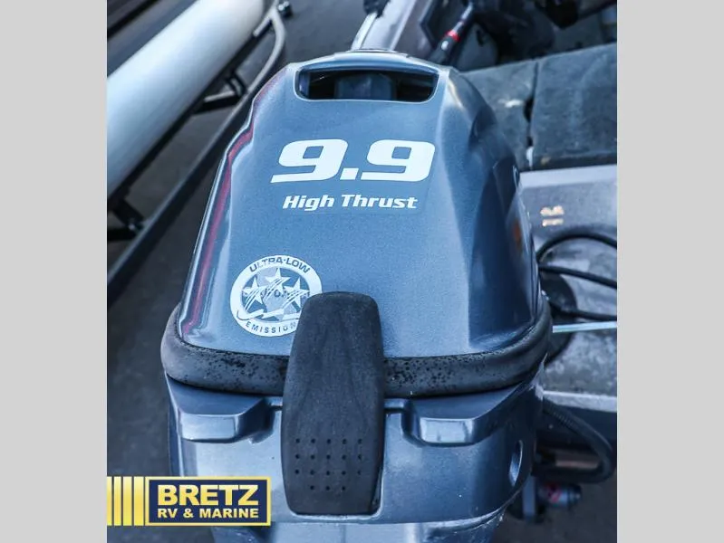 Slide: The Image of 2015 Skeeter WX1850 outboard motor, 9.9 high thrust, ultra-low emission. - 15