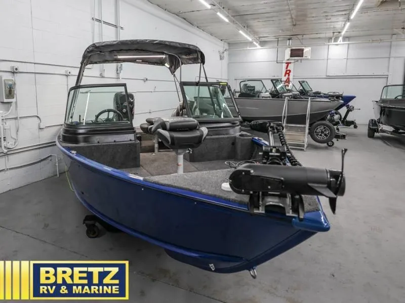 Slide: The Image of Impact XS 1775 Sport 2025 - 23