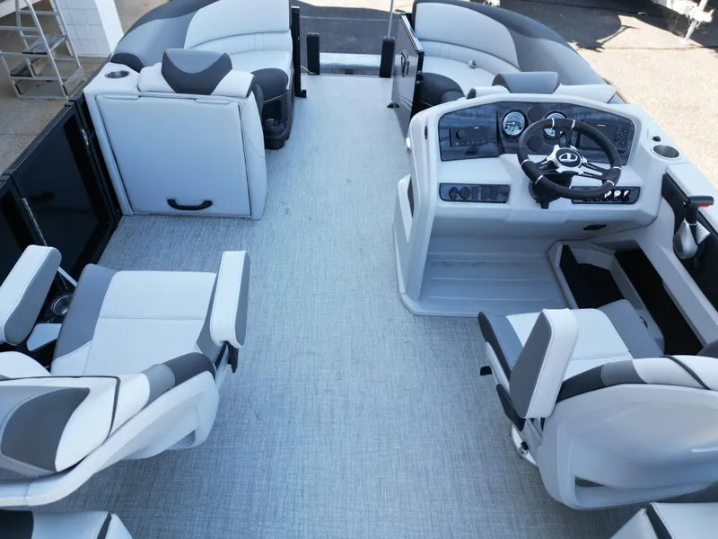 Slide: The Image of Tahoe LTZ QL21T 2024 - 14