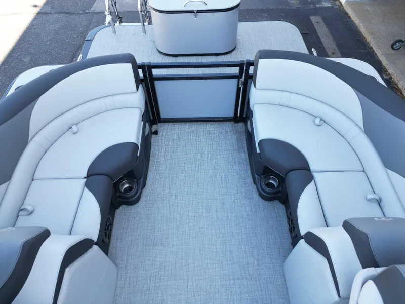 Slide: The Image of Tahoe LTZ QL21T 2024 - 19