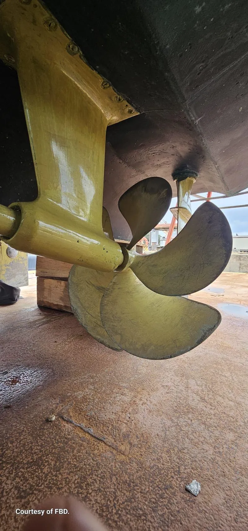 Slide: The Image of Sunseeker Predator 80 1999 - 15