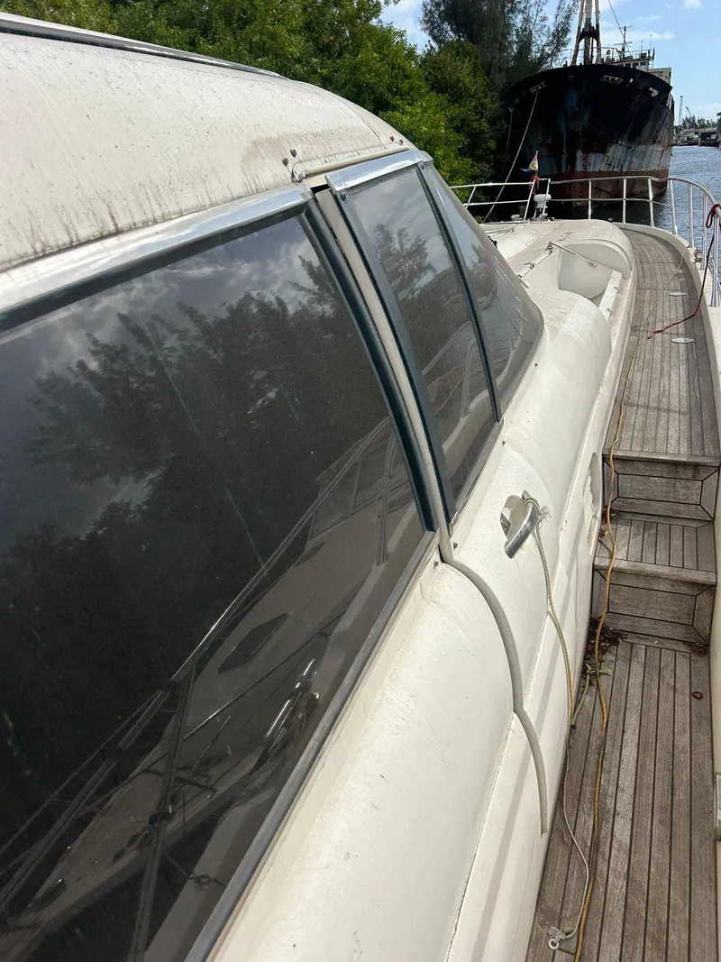 Slide: The Image of Sunseeker Predator 80 1999 - 19