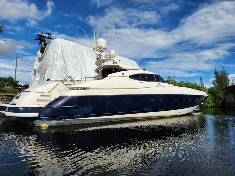 Slide: The Image of Sunseeker Predator 80 1999 - 2