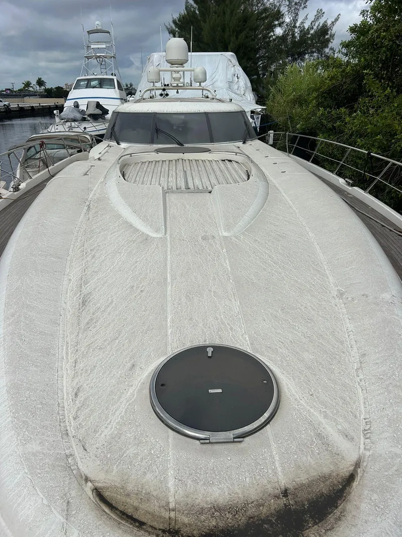 Slide: The Image of Sunseeker Predator 80 1999 - 20