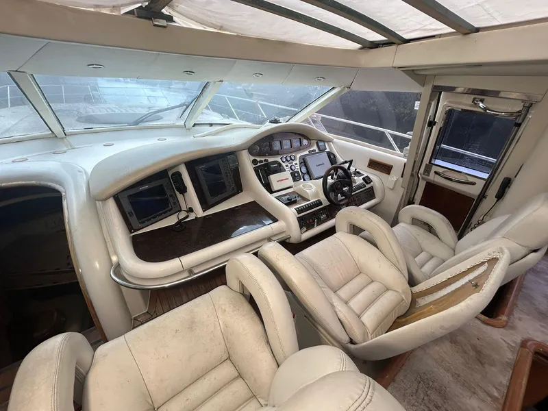 Slide: The Image of Sunseeker Predator 80 1999 - 45