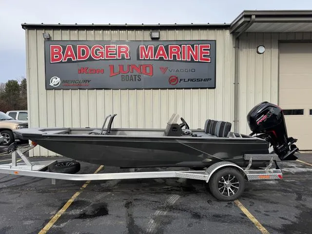 The Image of Thor LAKE HAMMER 1860 SIDE CONSOLE 2025 - 1