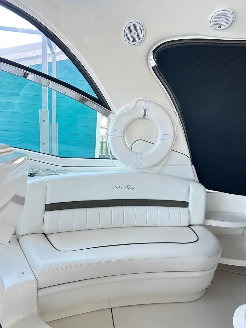 Slide: The Image of Sea Ray 52 Sundancer 2007 - 66