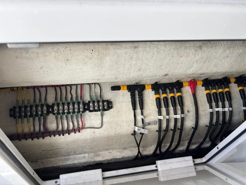 Slide: The Image of Costa Custom Boats 264HC 2022 - 190