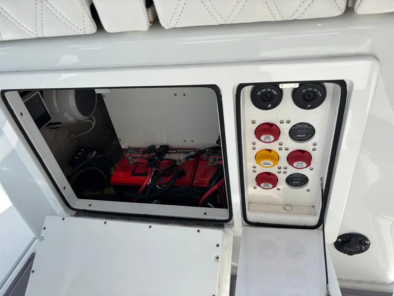 Slide: The Image of Costa Custom Boats 264HC 2022 - 51