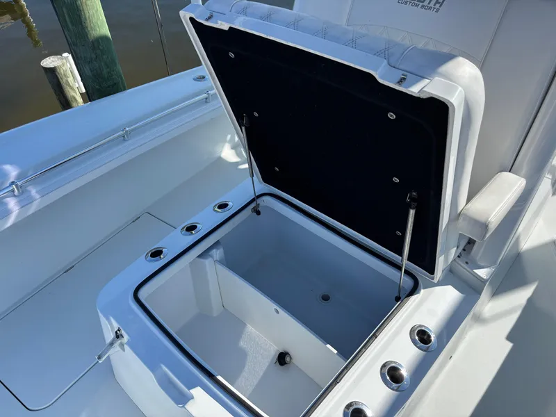 Slide: The Image of Costa Custom Boats 264HC 2022 - 88