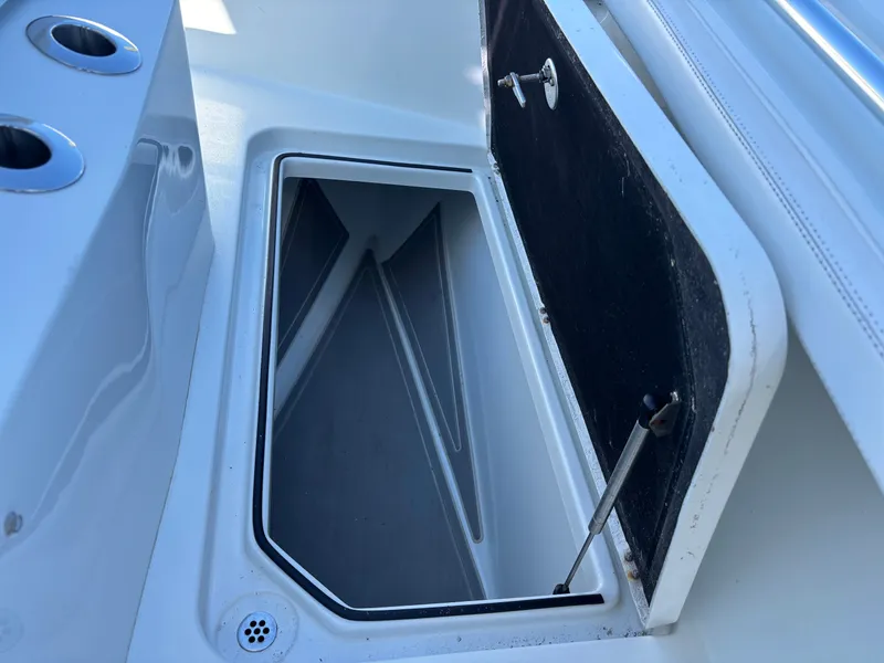 Slide: The Image of Costa Custom Boats 264HC 2022 - 91