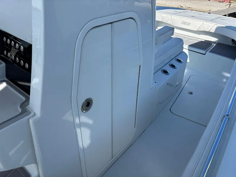 Slide: The Image of Costa Custom Boats 264HC 2022 - 94