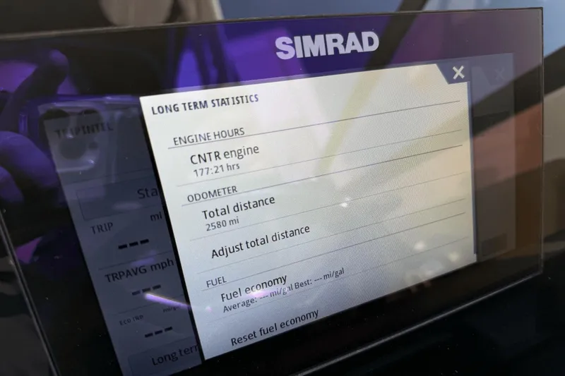 Slide: The Image of Sea Ray SDX 270 Outboard 2023 - 44