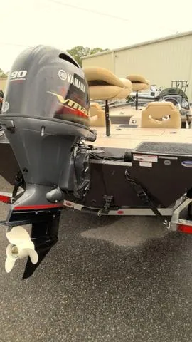 Slide: The Image of 2025 G3 Sportsman 1710 boat with Yamaha 90 engine, rear view. - 6