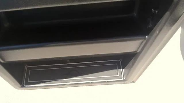 Slide: The Image of SunCatcher Select 322SS 2025 - 16