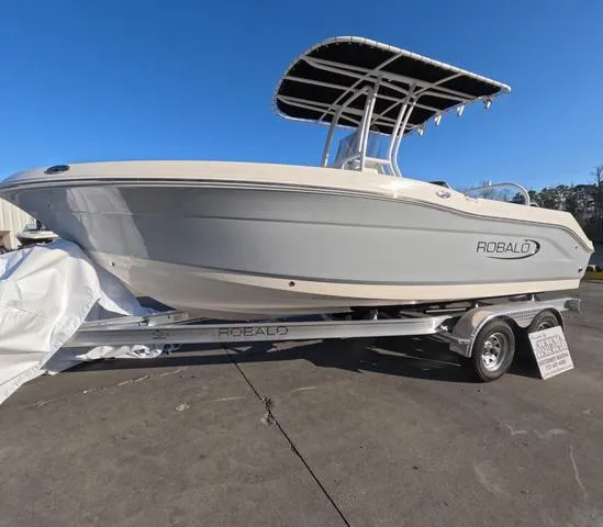 Slide: The Image of Robalo Explorer R202EX In Stock Trailer Included 2025 - 5