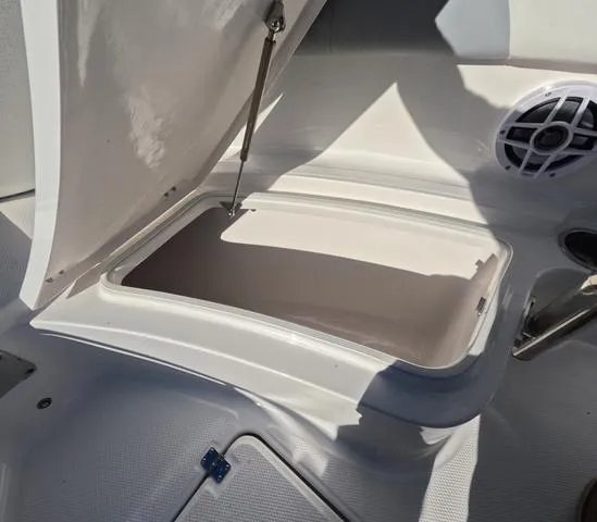 Slide: The Image of Robalo 222 Explorer In Stock Trailer Included 2025 - 23