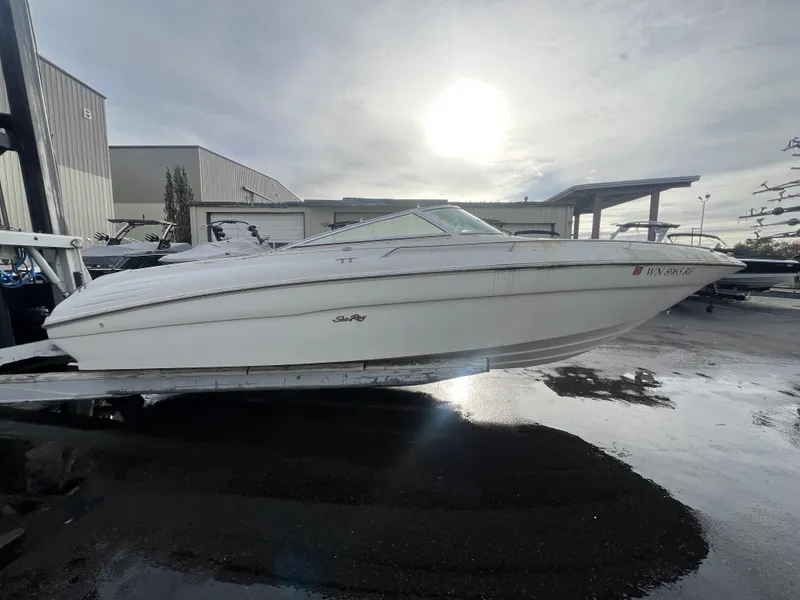 Slide: The Image of Sea Ray 260 1997 - 5