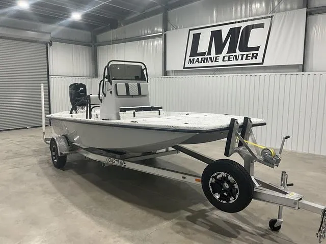 Slide: The Image of Freedom Boats 18' Patriot 2025 - 10