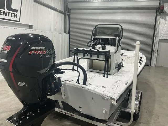 Slide: The Image of Freedom Boats 18' Patriot 2025 - 14