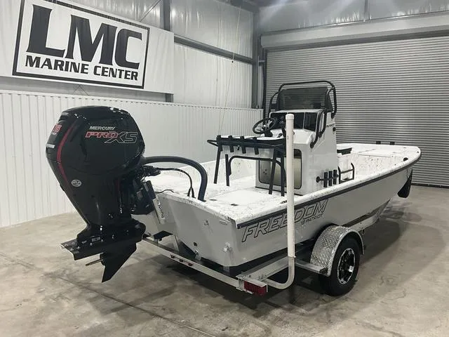 Slide: The Image of Freedom Boats 18' Patriot 2025 - 4