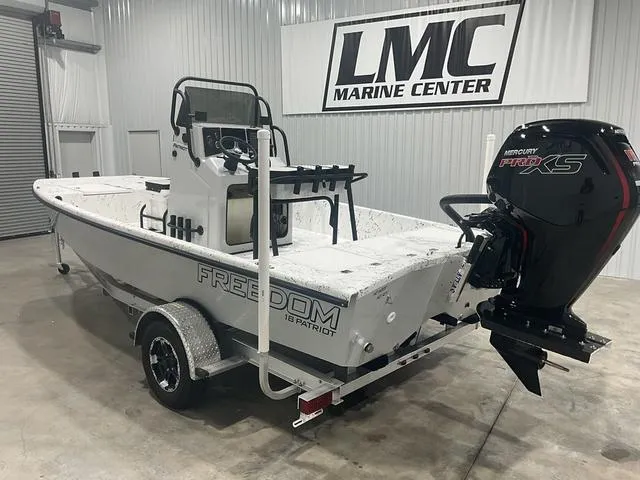 Slide: The Image of Freedom Boats 18' Patriot 2025 - 9