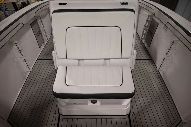 Slide: The Image of Yamaha 255 FSH Sport E 2025 - 11