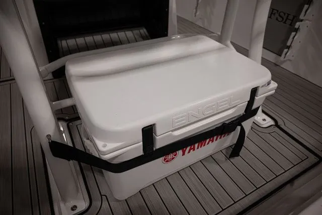 Slide: The Image of Yamaha 255 FSH Sport E 2025 - 18