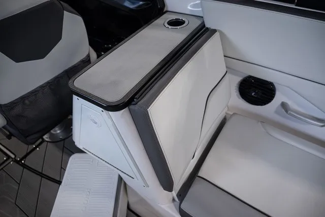 Slide: The Image of Yamaha 252XE 2025 - 20