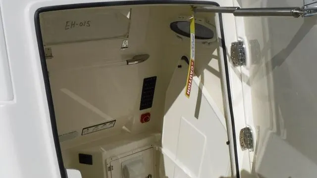 Slide: The Image of Cobia 265 Open Center Console 2025 - 29