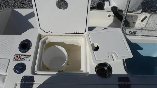 Slide: The Image of Cobia 265 Open Center Console 2025 - 33