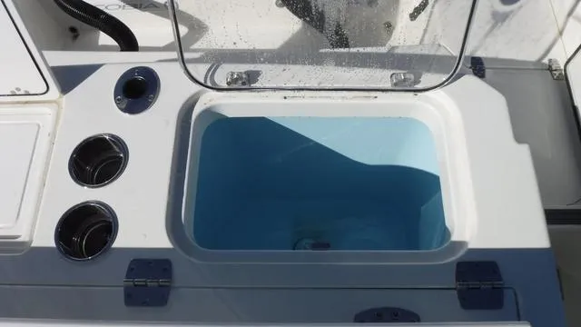 Slide: The Image of Cobia 265 Open Center Console 2025 - 35