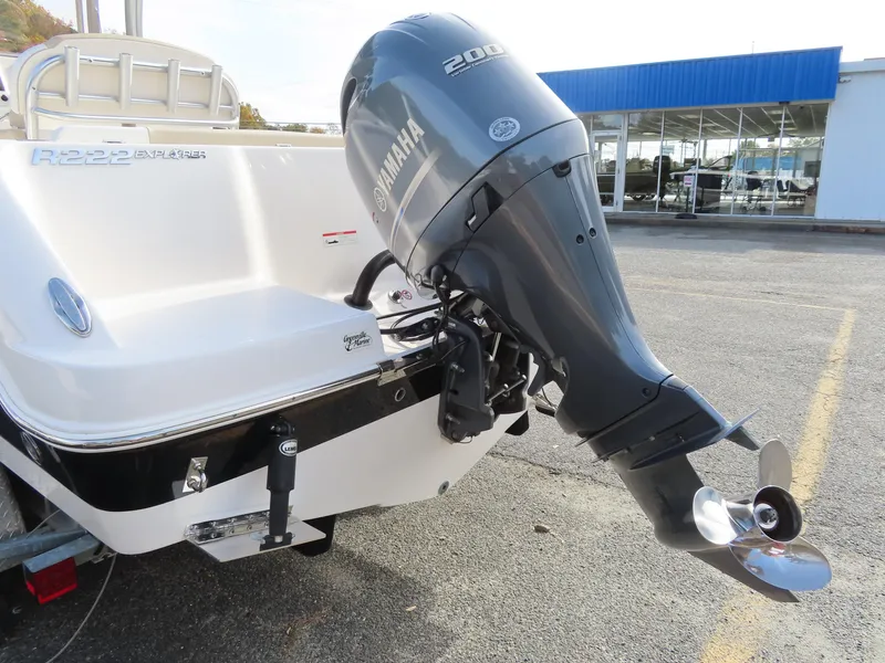 Slide: The Image of 2018 Robalo R222 Center Console with Yamaha 200 outboard motor. - 3