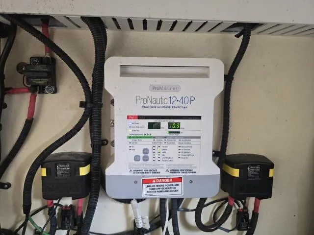 Slide: The Image of ProNautic 12-40P marine battery charger in 2017 Sea Ray Sundancer 350 Coupe. - 25