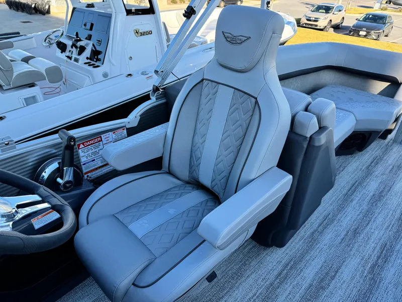 Slide: The Image of Luxurious seating on 2025 Bennington 24 MFB boat, featuring elegant design and premium materials. - 14