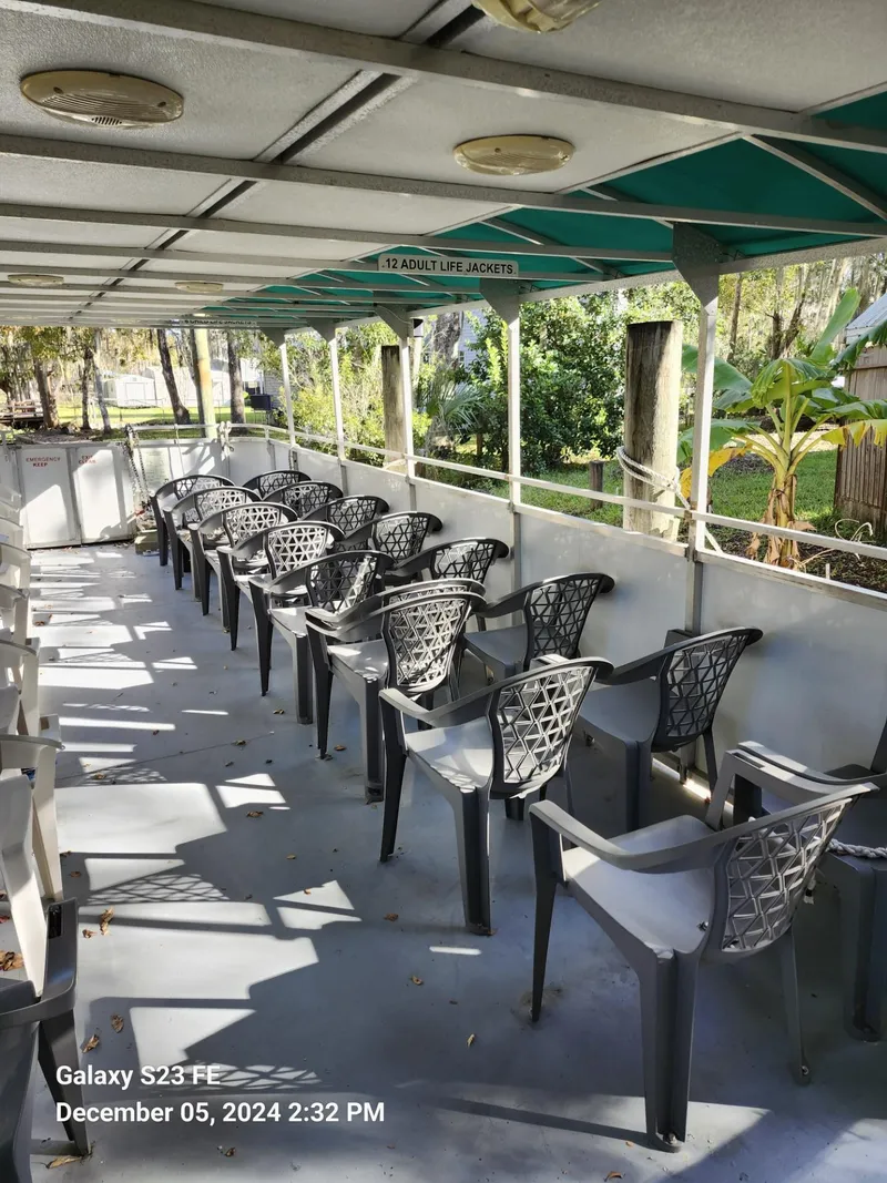 Slide: The Image of Empty seating area on a 2016 Rover Marine Carolina Rover 40 boat. - 8