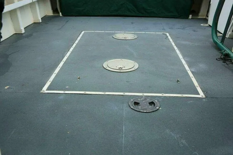 Slide: The Image of SeaArk 25 V Commander SAMA 1365 2002 - 103